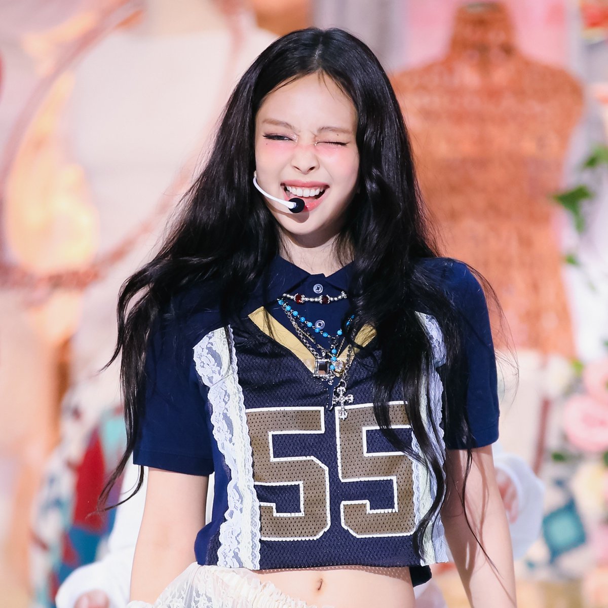 jennieteamkr's tweet photo. 📢 8/9 제니 엠카운트다운 사전투표

🚨 사전투표 4위 (2.8%)

지금 투표하고 오세요!
투표 독려해주세요!
하루에 1기기-1계정-5표

🔗https://t.co/lRr9RFVJi9 https://t.co/ZeCyhntY5C