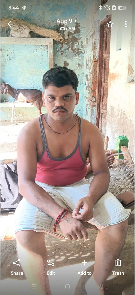 AmanTri72807889's tweet photo. A person stolen my phone now clicking photos from my phone I have their live location in uttar pradesh I request @Uppolice @dgpup @Etahpolice please help me get my phone from these theifs.
These are the cordinates of the location 27.4686410, 78.6094810 of my phone. https://t.co/VSn1ZF6xVD