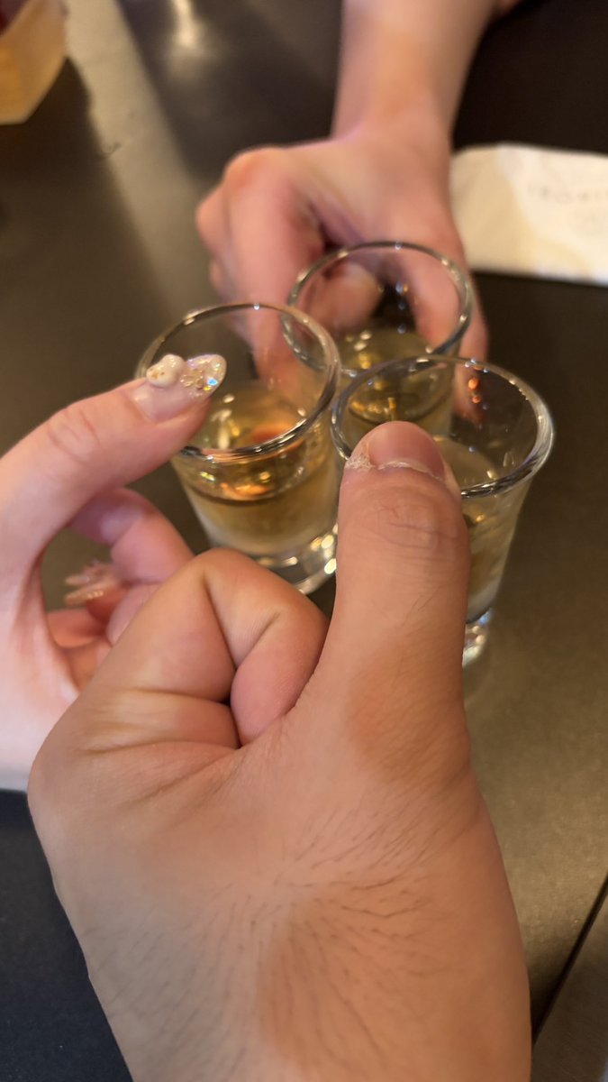 hijikakeippa's tweet photo. 昨日はいつもの方も久々な方とお会いできたいい日だった
んで妙に飲みべ高くてこれの倍テキ飲んだ！

次は予定あるんで推しにしか会えんから色んな人会えるのは8月後半だなー

対戦ありがとうございました！ https://t.co/mH5NEyXwHE