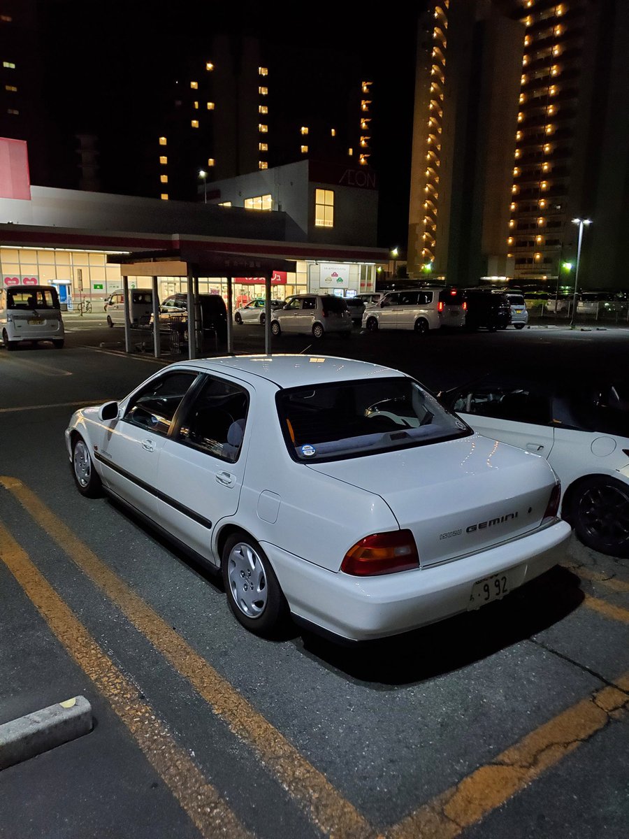 shu_45P's tweet photo. 車買いました

いすゞ　ジェミニ　（4代目）

ワンオーナー2桁

大切に乗ります！

#いすゞ　#ジェミニ
#ISUZU #GEMINI #MJ1 https://t.co/zFwkFl1tPG