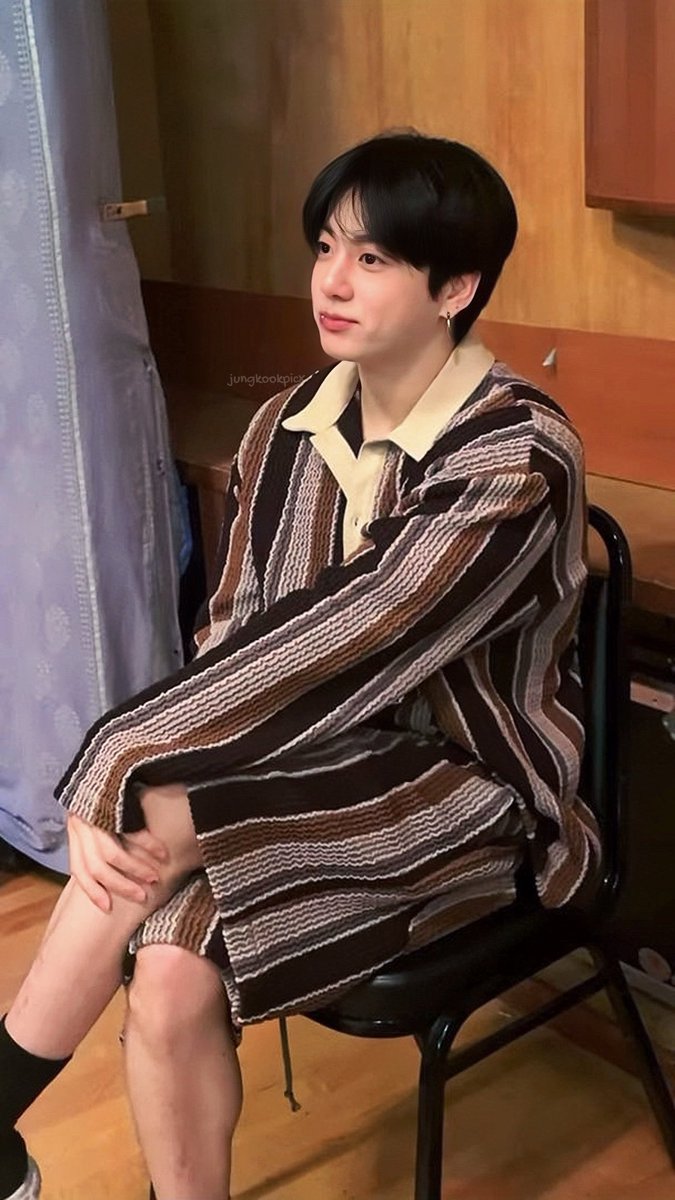 putroegguk's tweet photo. yang kerjaa                      yang cantik https://t.co/sz2hvBn9XZ