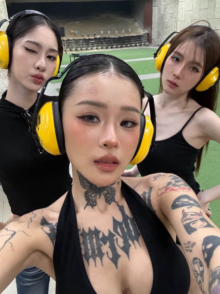 SngbNk21897's tweet photo. ดีดี ของแท้ https://t.co/sMmPuMHWKX