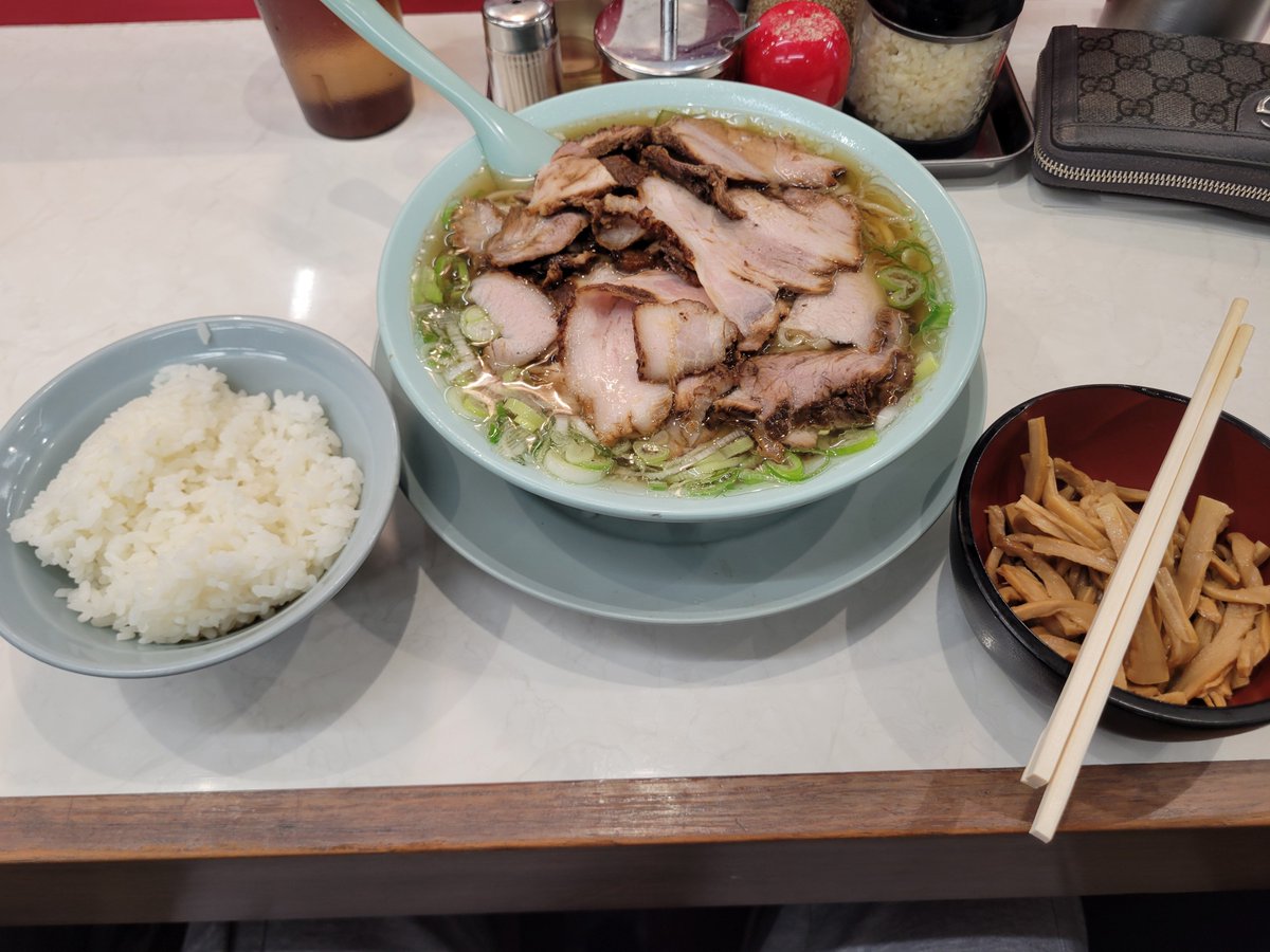 puriketsu104's tweet photo. ラ次の日のら https://t.co/QbkV9mgvOU