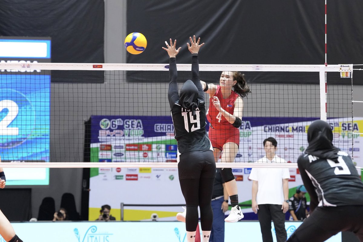 tiebreakertimes's tweet photo. Alas Women capped a strong second-leg campaign with a thrilling four-set win over Indonesia to secure the silver medal in the 2026 #SEAVCup
#ReadMore 👉 https://t.co/ystW7DXVpl
#Sambansa
📸 SAVA https://t.co/52DLfPS7PU