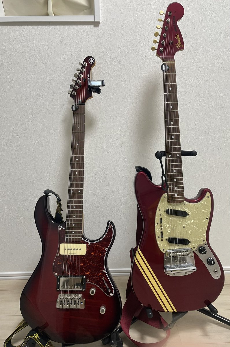 ORG_MG73's tweet photo. ようやく引っ越し作業のほぼ全てが終了し、窮屈なギグケースから解放。
今日からよろしく🎸 https://t.co/5lg3d8VmXQ
