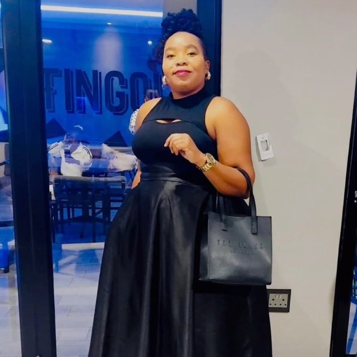 Mafiso29877117's tweet photo. @Official_FUNDI #AmandaKhuzway Your strength, your courage & your impact deserve to be recognised today & every day. I see how hard you work and how much you sacrifice. I appreciate you more than you will ever know
#JustFundiIt #KnowMoreBeMore #WomensDay
#WomenWhoOpenDoors #30YearsOfOpeningDoors https://t.co/dIUt4srucx