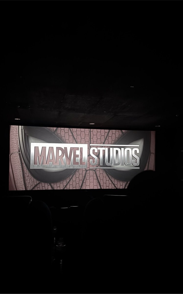 intraviraes's tweet photo. ㅤㅤ

 260809 ── Makati, PH.

Finally found the time to watch the film. It was a great movie and I am honestly speechless. https://t.co/eoD2H9Kmv7