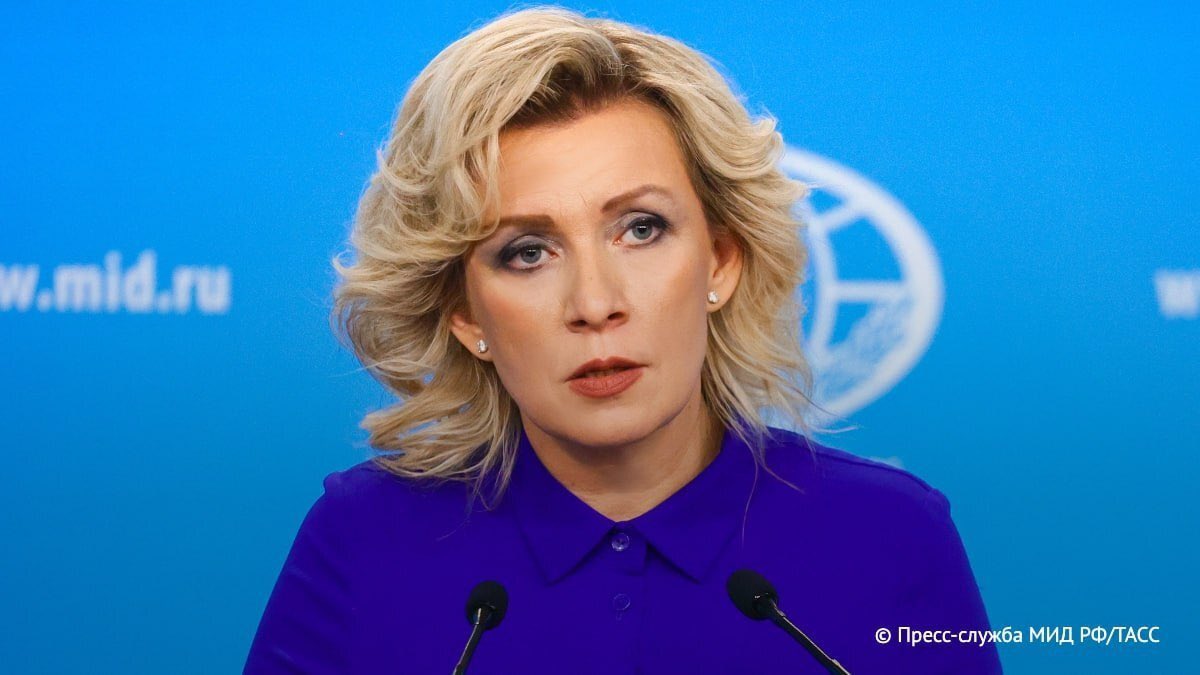 tass_agency's tweet photo. "По мнению нынешнего руководства Японии, на Хиросиму и Нагасаки упали атомные НЛО?"

Премьер-министру Японии не хватило мужества сказать, кто 81 год назад сбросил на ее страну атомную бомбу, заявила Мария Захарова:
https://t.co/oNm31xC18L https://t.co/H4BCCHvz2I