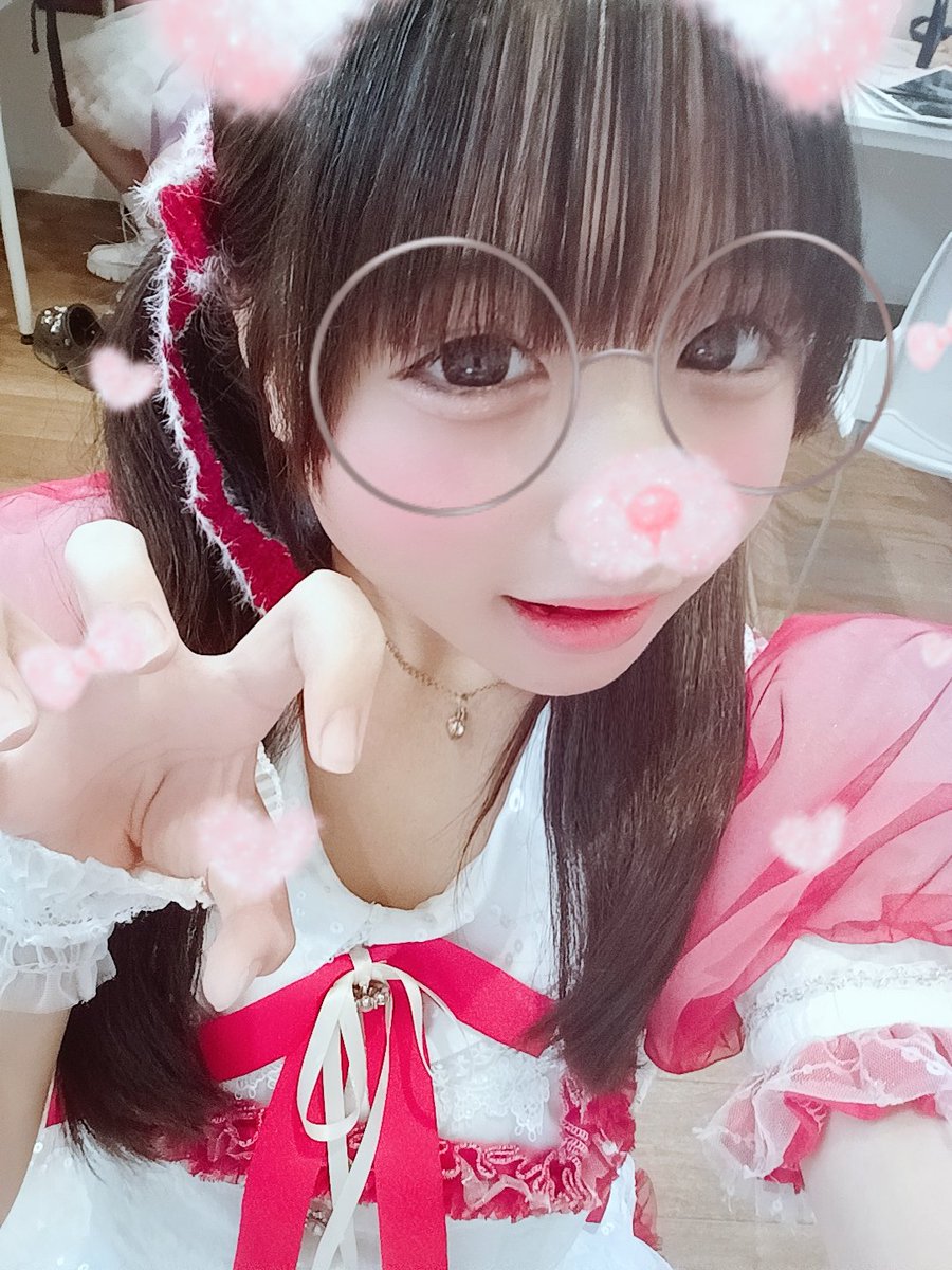 hanagayatsumoka's tweet photo. 末廣農場ありがとうございました！！
3人で色々大変だったけど無事終わることができて良かった( ᴖ ̫ᴖ )
今日はとってもビジュが良かった日なの♪
次回は水かけるやつのライブだからみんなみにきてね！！ぶっかけます！たのしみー՞⸝⸝•̀⩊•́⸝⸝՞全力で楽しむぞー！！！！ https://t.co/TywQwnEWOK