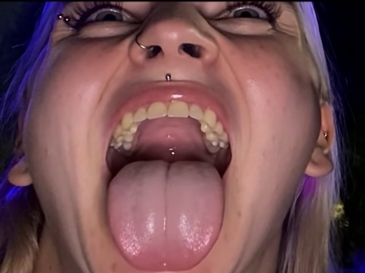 nightkyrell's tweet photo. @goth_milkers Omg so hot 🥵🍆💦💦💦 https://t.co/tFrUA4jN3q