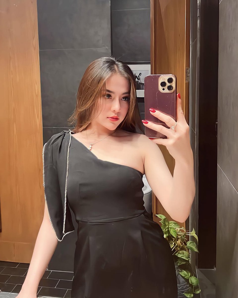 ridcodand's tweet photo. pontianak sekitar yaa yang mau massage bolee wa🌹
https://t.co/BIBfWTZqoJ
#pontianak #massagebodytobody 
#housetour #openpontianak #availpontianak https://t.co/MPD8geiedP
