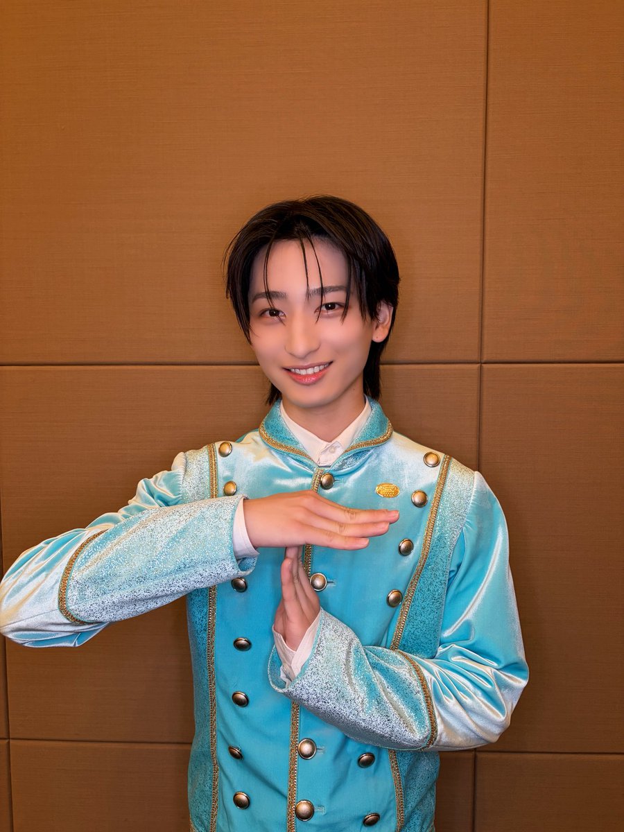 ICEx_official's tweet photo. ＼ #ICEx 筒井俊旭 🧡／

ICExの多才ボーイ！✨
#筒井俊旭  (Tsutsui Toshiaki)
2006.3.27 20歳

Yes! 東京リリイベありがとっしー！

リリイベラストッシーでした！！

みんなに会えて幸せでした！

次はエビライ！楽しみにしてるね！

またね！

▼Instagram📷
https://t.co/SfbnOVq9We

▼ICEx公式HP🧊
https://t.co/Oryxm49Vhf

#Yes_EBiDAN15th #ICEx