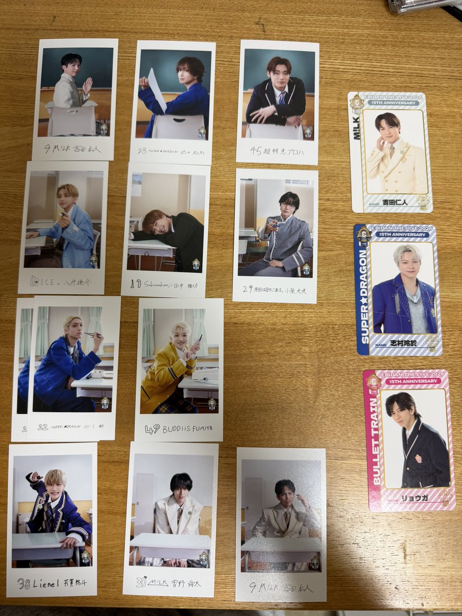 819alo_'s tweet photo. EBiDAN THE LIVE 2026 15th Anniversary エビライ ミニフォト 交換 両面トレカ

【譲】画像のもの

【求】ONE N' ONLY EIKU （ミニフォト ランダムも含む）

同種での交換 条件いい方優先

ワンエン現場or郵送での交換

交換可能な方はお気軽にリプお願いいたします🙇🏻‍♀️ https://t.co/lBskMz1nsl