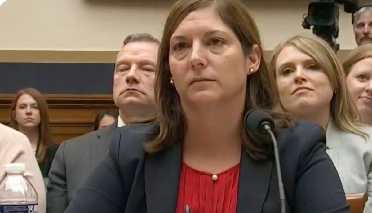 RealHickory's tweet photo. Nikki Floris still has NOT been arrested for running a Seditious "shadow government" against President Trump in 2020! She admitted to it and still NO ARREST! WHY? https://t.co/4VhLcpMIpp