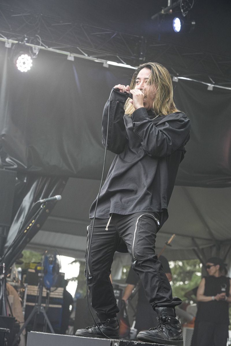 luckyfm_fes's tweet photo. 【SetList + Live Photos】Survive Said The Prophet
LuckyFes'26
HILLS STAGE 8/9(日)  16:20〜
▶︎https://t.co/eilMnksMEW

【SetList】
1. Fool's gold
2. Speak of the devil
3. Win / Lose
4. Right and Left
5. Confession 
6. Mukanjyo
7. Network System

@SSTPofficial
#survivesaidtheprophet
#サバプロ