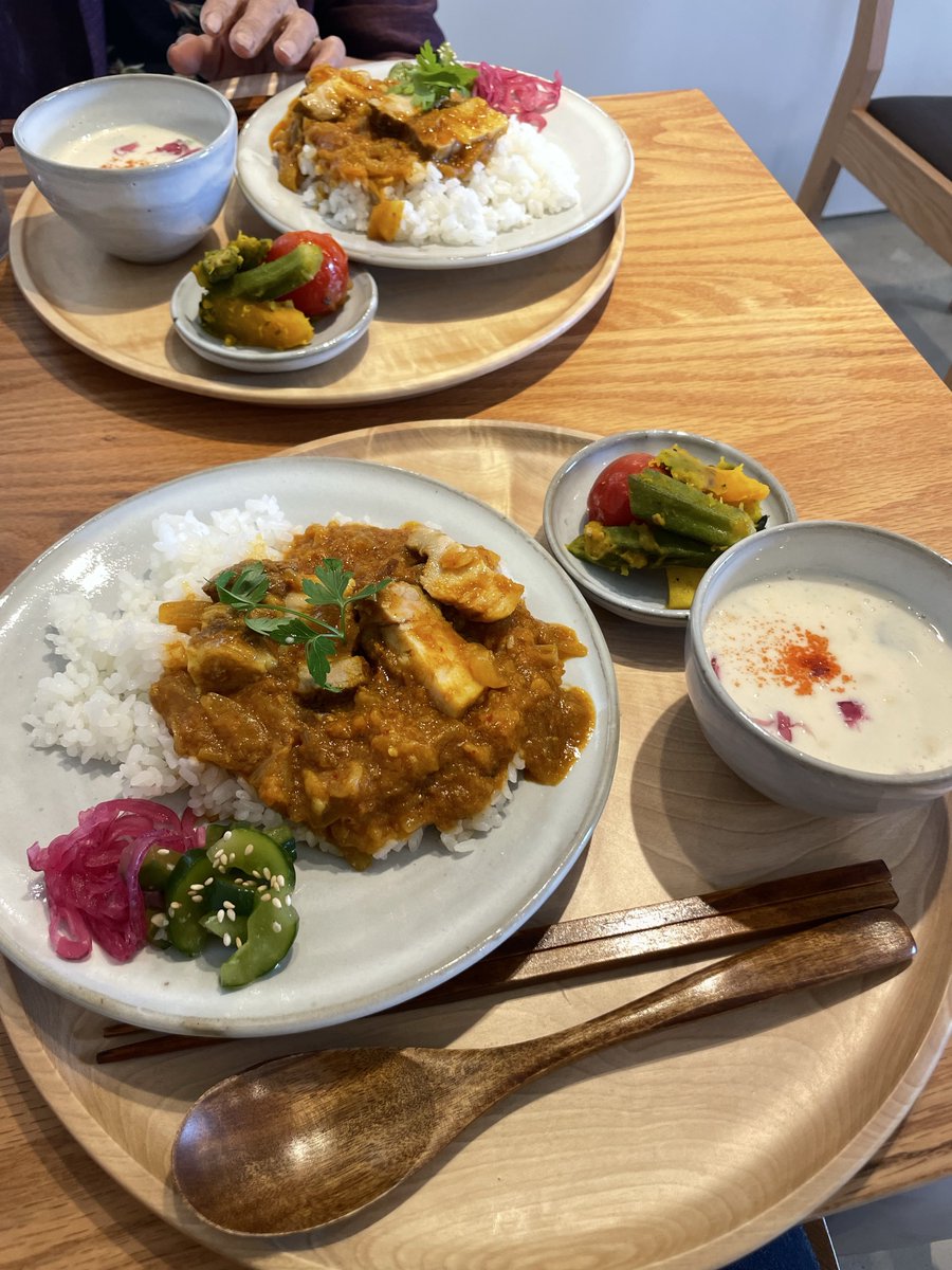 maplech's tweet photo. 昨日父はデイサービスで
母とランチ😌
グルテンフリーのお店。
発酵調味料を使った
身体に優しいランチ♪
お腹いっぱいでも
体が重たくならない✨

母が美味しかったと
喜んでくれて何より☺️
ごちそうさまでした🙏
お店の方の心遣いにも感謝✨
#KARVAN #魚津市 https://t.co/cKxXYavM4F