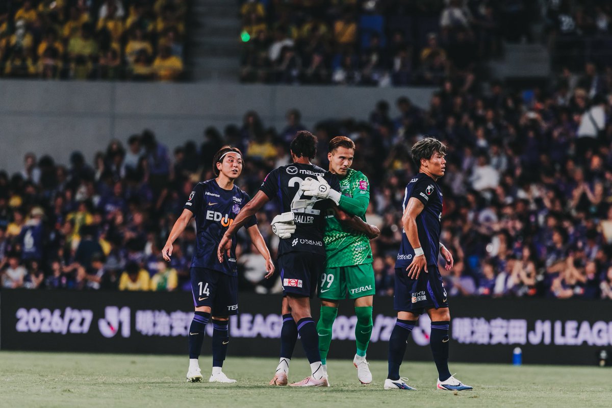 isseiouchi0908's tweet photo. 開幕戦での勝利最高でした✨
サポーターの方々の応援も、スタジアムの雰囲気も最高すぎました💜 https://t.co/XmjrVjY1TN