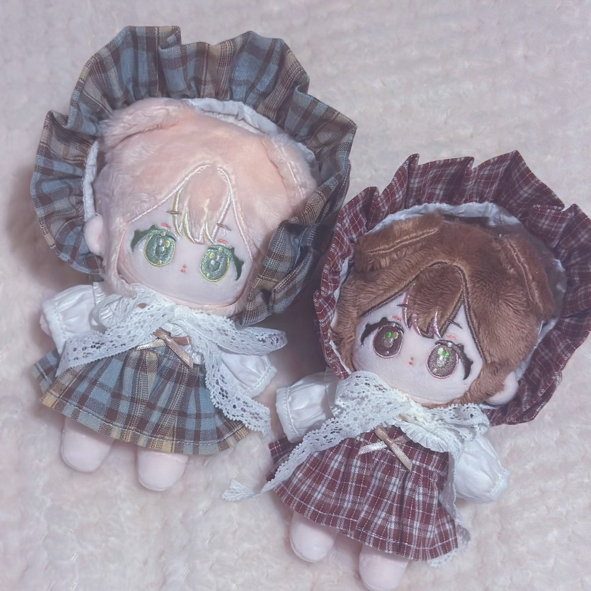 jiropi_tw's tweet photo. 台湾委託品追加です。
だるもちさん( @mum_mochi_mum )より

15cmお洋服セット4300円、お帽子のみ2000円、ミニカローくん5cm3500円
直通販なのでDMか、メルも手数料分アップしますが対応可能です。

ツリーに画像続いてます。

こちらはお洋服セット15cm
お帽子ゆとりがあるので頭囲が大きい子でも着用可能です。
4色展開

 #ぽりめた秋のお品書き2026