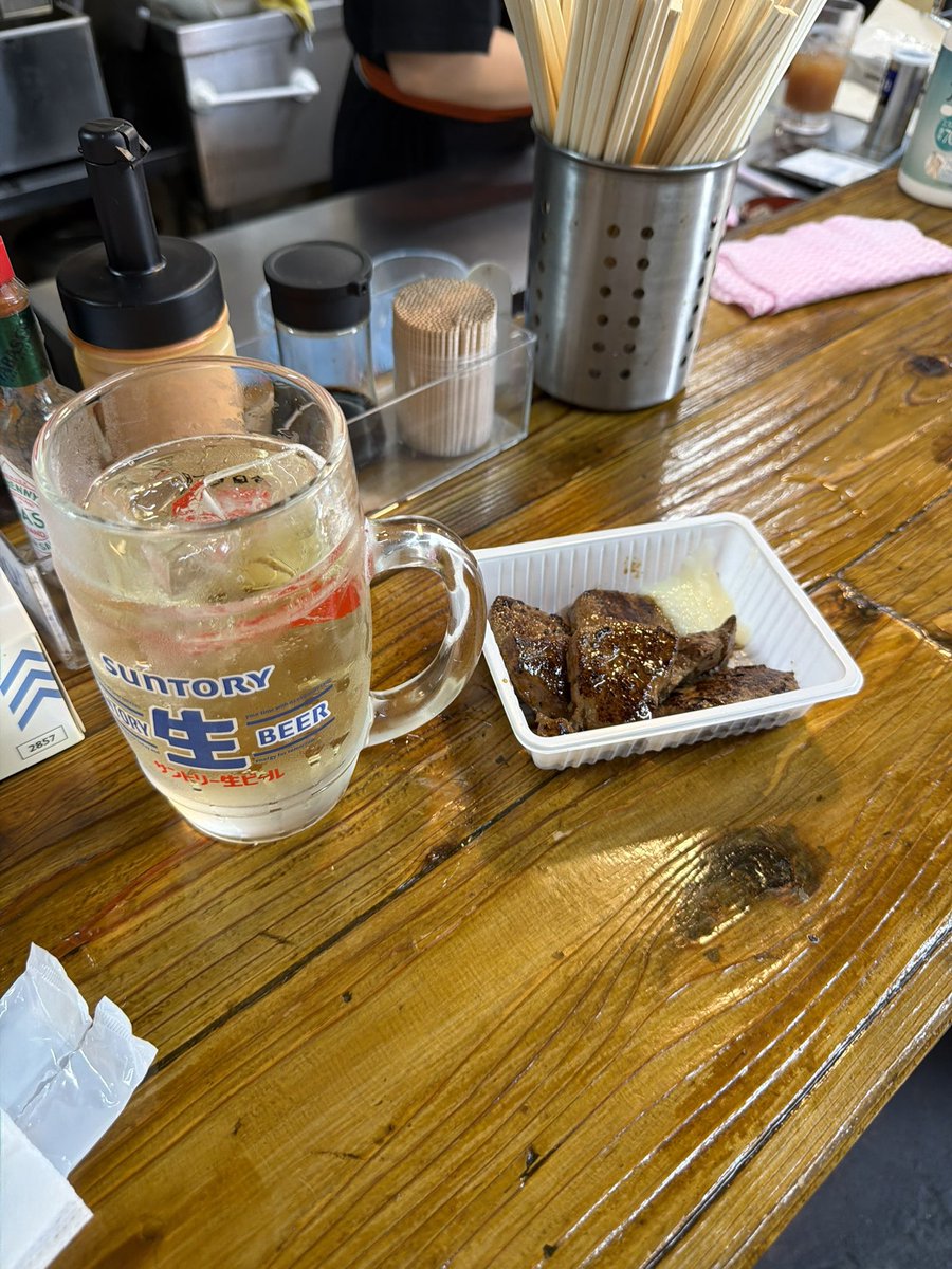 kira11877's tweet photo. 合流する前もNOAM Coffeeでエスプレッソ、解散後も西成ホルモン レディゴーでホルモン食べて西成満喫🍻
まさかのNOAM Coffeeは今日オープンでした🥺
#コーヒー #珈琲 https://t.co/iRQo9Lrt7U