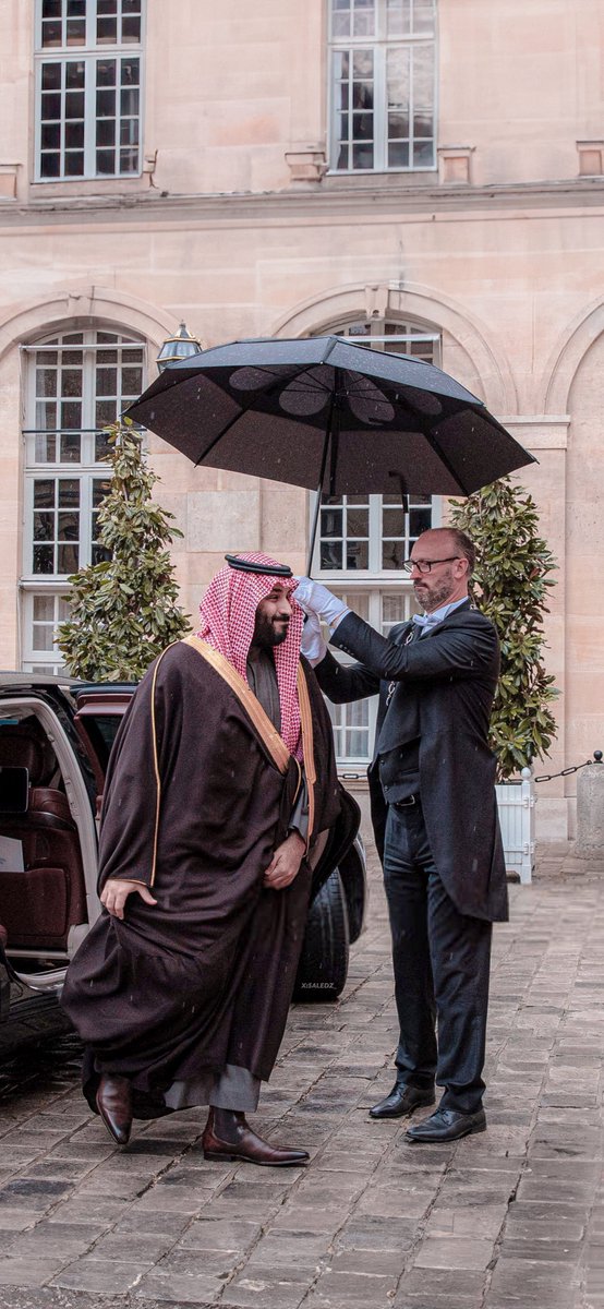 5aledzMBS's tweet photo. الإطلاله الشتويه الملكيه الفاخره ✨🖤 https://t.co/s6KBvhhrbQ