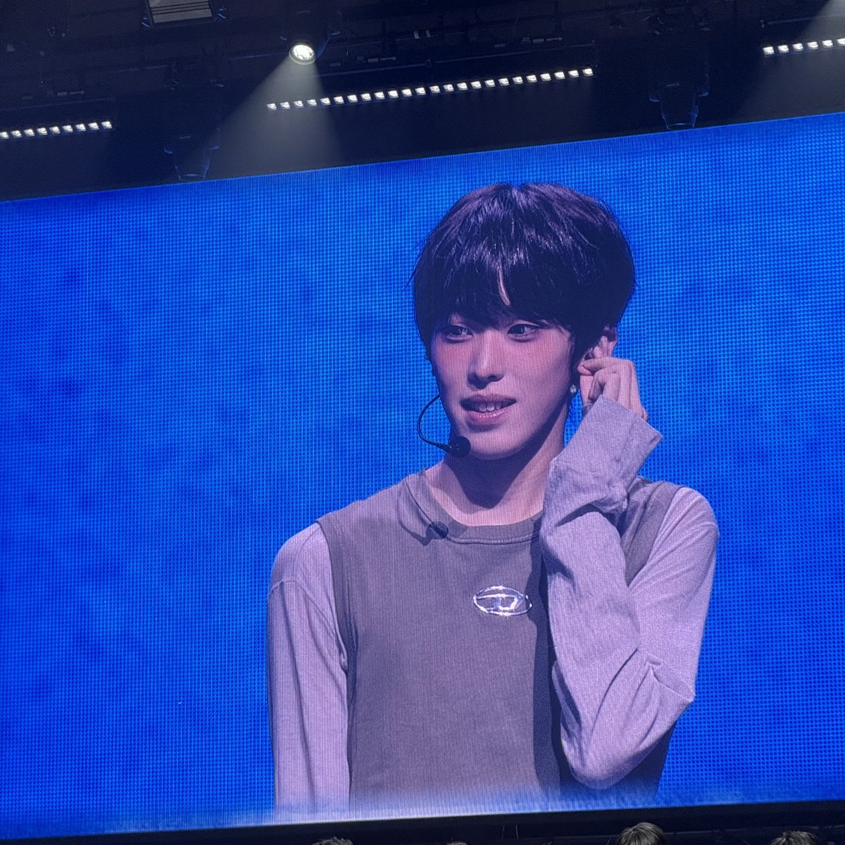 ing_oo_1's tweet photo. 경호 ㄱㅇㅇ...♡ https://t.co/kynmxhYjYs