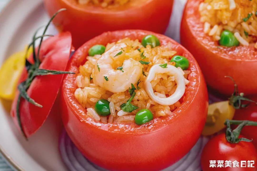ZoeOliveruen4's tweet photo. Craving for the first warm bowl of tomato egg drop soup on a rainy Monday—cozy, tangy, and 100% comfort in a bowl.， https://t.co/GmqqLyp7cf