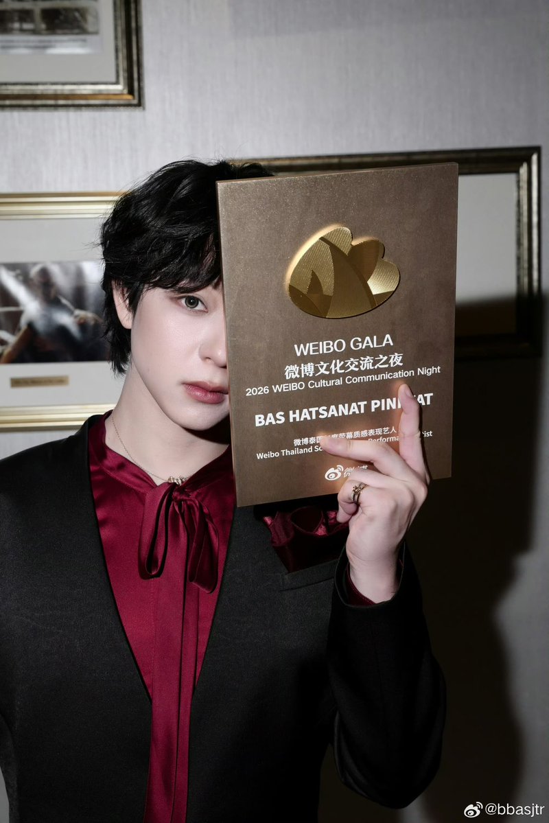 gg_mxb's tweet photo. เจ้าเด็กมาอัพขอบคุณงาน Weibo เมื่อวาน
หล่อมากกกก พี่หัสของเราาา ♥️✨

📌 Weibo : bbasjtr

BAS WEIBO GALA 2026

#WeiboCulturalCommunicationNight
#WEIBOGALA2026
#บาสเด็กอ้วนที่แท้จริง https://t.co/61G9320yoO