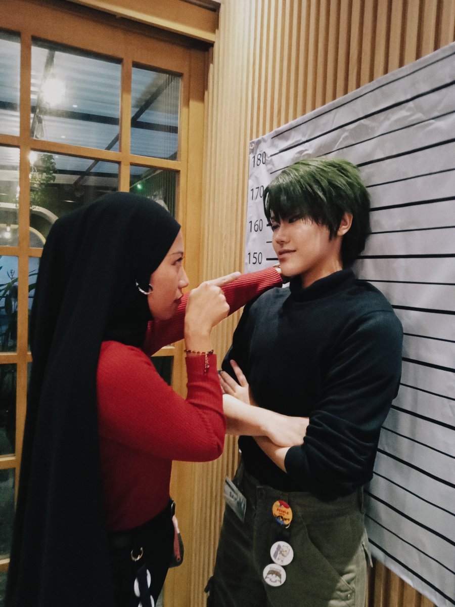 tsugurants's tweet photo. Dalam 2x kehidupan berbeda
Bertemu dg varian Ushijima yg berbeda
Tetap saja ujungnya aku marah2in dia
😤

Ushi at my 1st life: @sungjindoo
Ushi at my 2nd life: @monvfleur https://t.co/R6sqNCvUjb