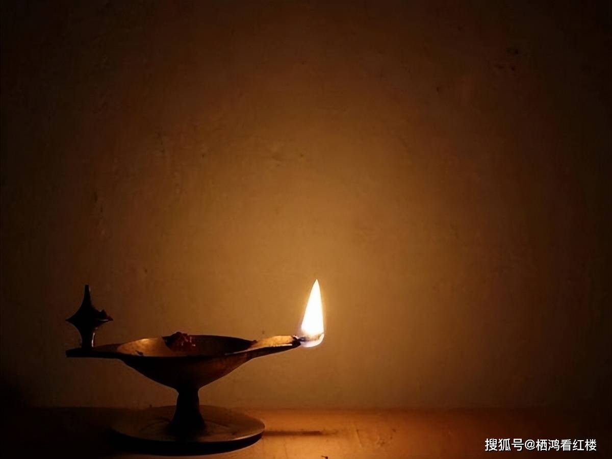 RenataEleclvbz's tweet photo. Today’s small joy: lighting the first Diwali diya to welcome light over darkness https://t.co/h4IB9c2FpB