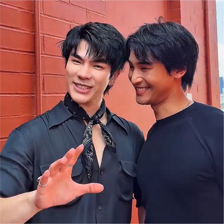 dpentm's tweet photo. น้องชายคุณหมอหล่อจริงค่ะ มีคนคอนเฟิร์มให้แล้ว มองตาไม่กะพริบเลยล่ะ🫪🫪🫪🫪🫪🫪 https://t.co/GeFSiTjpTe