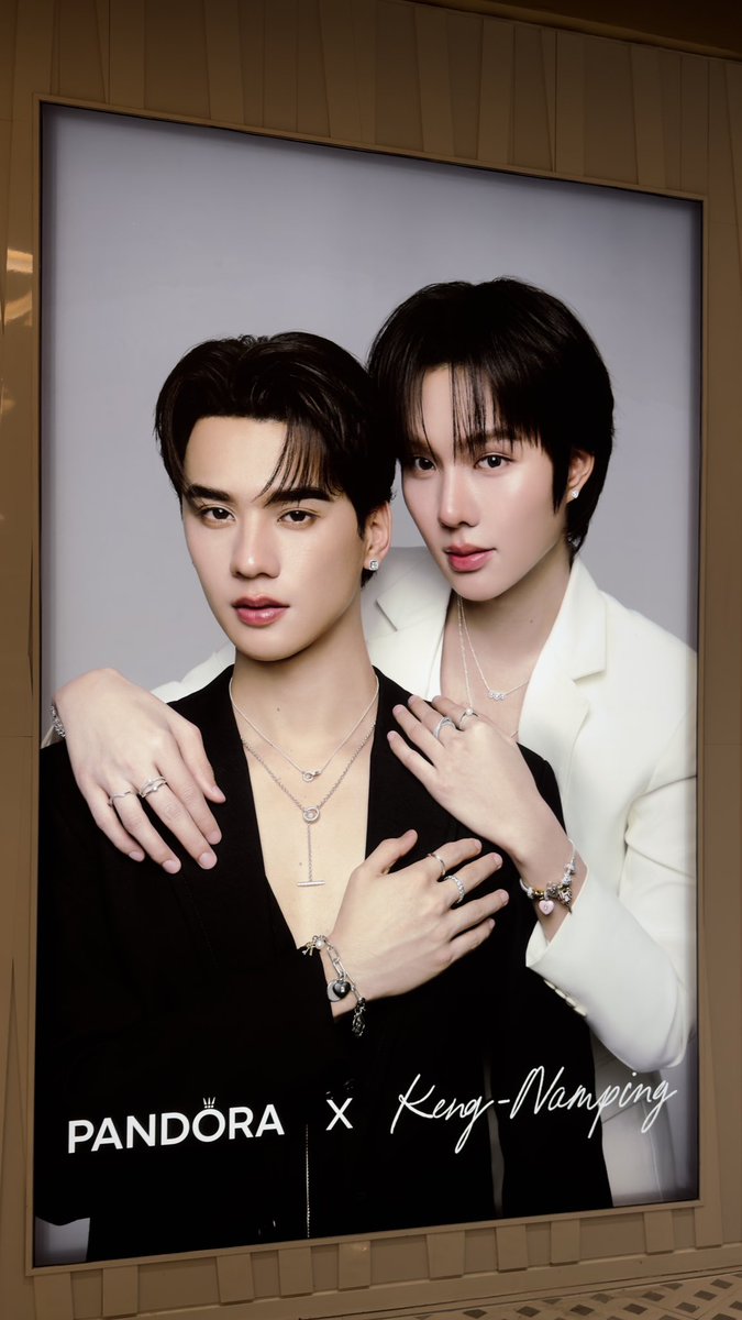 flybutter_r's tweet photo. เดินออกมาเจออ้วม สวยหล่อ กันมากกก🥹🙌🏻

เจอะเจอทู้กกกที่ เก่งที่สุดพวกอ้วมม

#วันนี้ก็เจอเก่งน้ำปิง 
#KengNamping ; #เก่งน้ำปิง https://t.co/EeG9AsUWcH