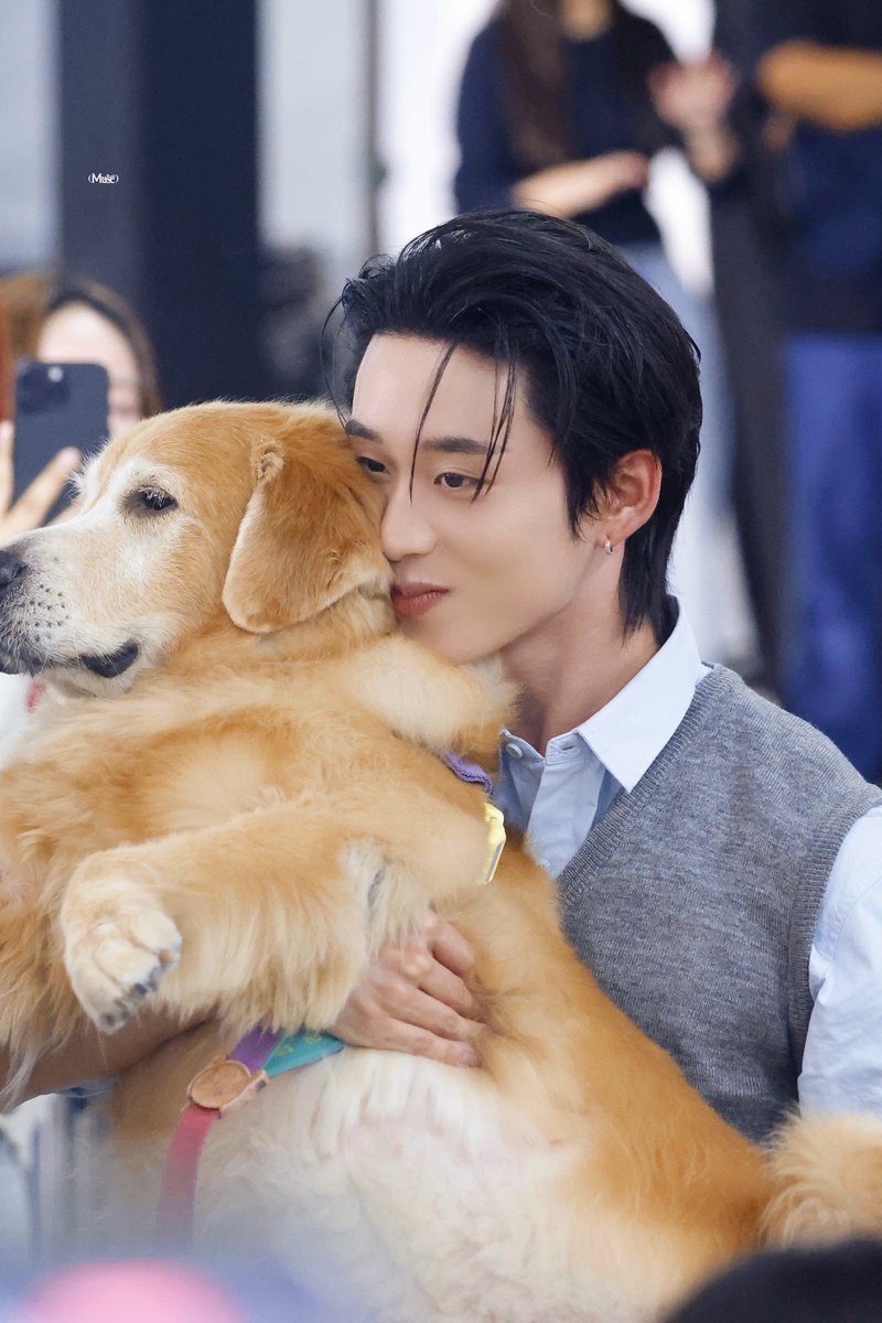 Muse0519's tweet photo. 260809 FUR FRIENDS X EST AND PB 
#โตมากับวิฟxEst #est_rvp https://t.co/dcMlImR95P