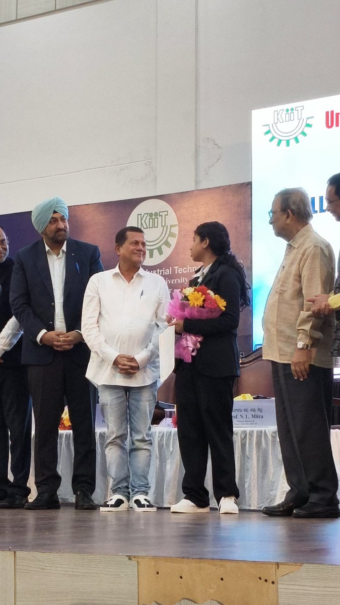suman_tulip's tweet photo. KIIT School of Law welcomed its incoming batch through an inspiring Orientation Programme addressed by Prof. Dr. Achyuta Samanta and Prof. Dr. N. L. Mitra
#kiituniversity #AchyutaSamanta #OrientationProgramme #kiitschooloflaw https://t.co/JbrFuYbJYH