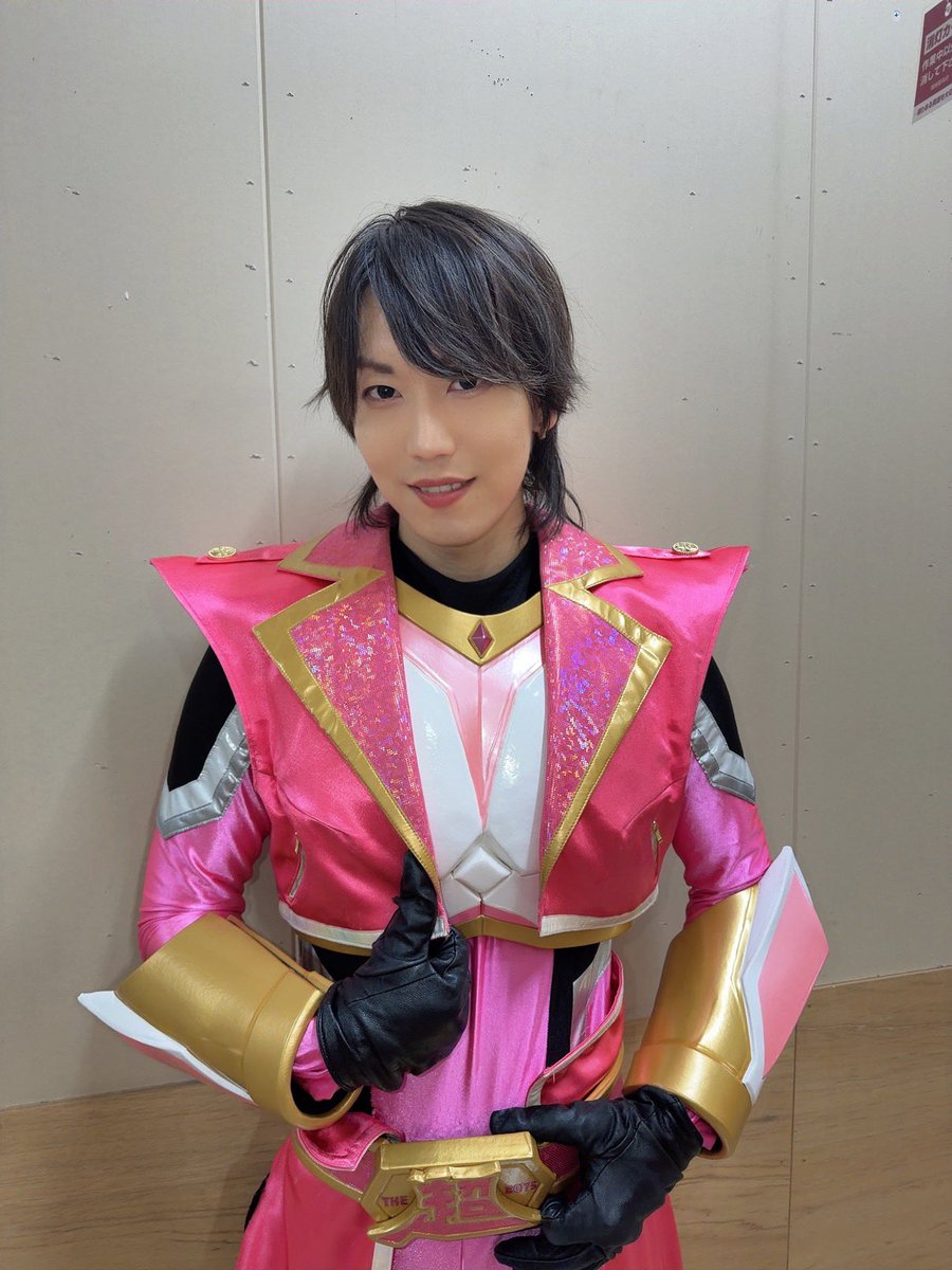 katsu__0110's tweet photo. 本日は『イオンタウンユーカリが丘』
ご来場ありがとうございました🦸‍♂️

今日もみんなと一緒にステージを作れて楽しかった〜✨

ヒーローアイドル試験では『愛』か『勇気』かで勇気が選ばれたね！

みんなのリアクションが毎回嬉しいよ👍
声援も沢山ありがとう💖 https://t.co/mZ9jSTfpxe