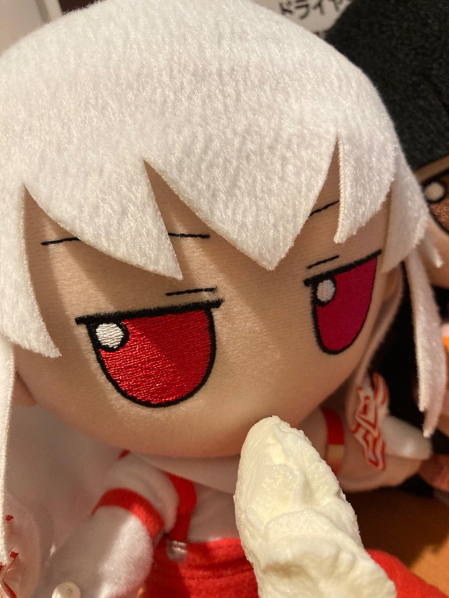 rrroio39m's tweet photo. ソフトクリームをお召し上がりくださいませー!
#ふもふも
#fumo https://t.co/1fRzh1XUJF
