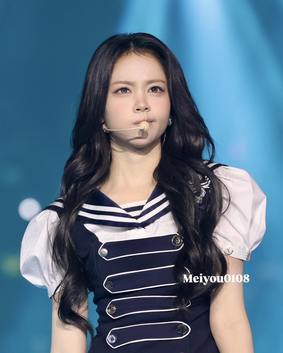 meiyou0108's tweet photo. Lemen hari ini as usual CAKEPPPPPP
#Carmen
#Hearts2Hearts https://t.co/cm45nIcHyf