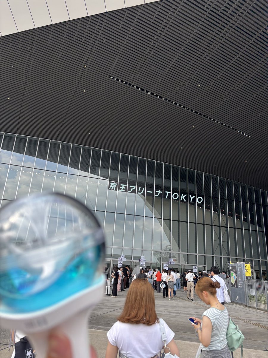 onemonster_n's tweet photo. まじよかった〜ライブバージョン音源欲しすぎる。KNOW ABOUT ME気持ち良すぎた https://t.co/Ra7gj2Y3vq