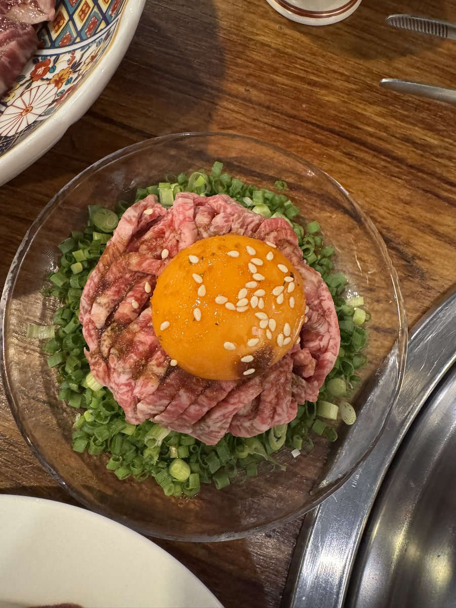 LoveUtotheMMax's tweet photo. แอบไปตามรอยปอนด์พุมาที่ 298 nikuya yakiniku ดีสมกับที่ภูวินแนะนำเลย ไว้จะไปลองแบบบุฟเฟ่ต์บ้าง 

PS. แอบเห็นมีรูปกับลายเซ็นแปะไว้ที่ผนังร้านด้วย

#ปอนด์ภูวินทร์ #PondPhuwin
#ppnaravit #phuwintang https://t.co/jxLc2z0TtD