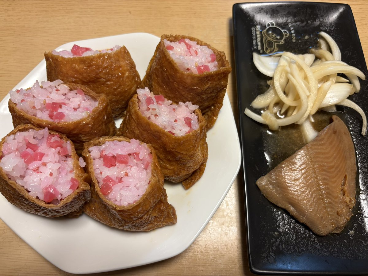 oxydoll3's tweet photo. 今日のいなり寿司と昨日のいなり寿司です。 https://t.co/zMNMFnGc8t