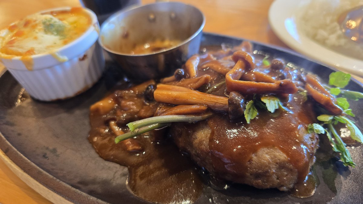 masasilver1120's tweet photo. 今日の遅すぎる昼ご飯
めっちゃ美味しかった(*´ー｀*) https://t.co/2cpuLPu8hm