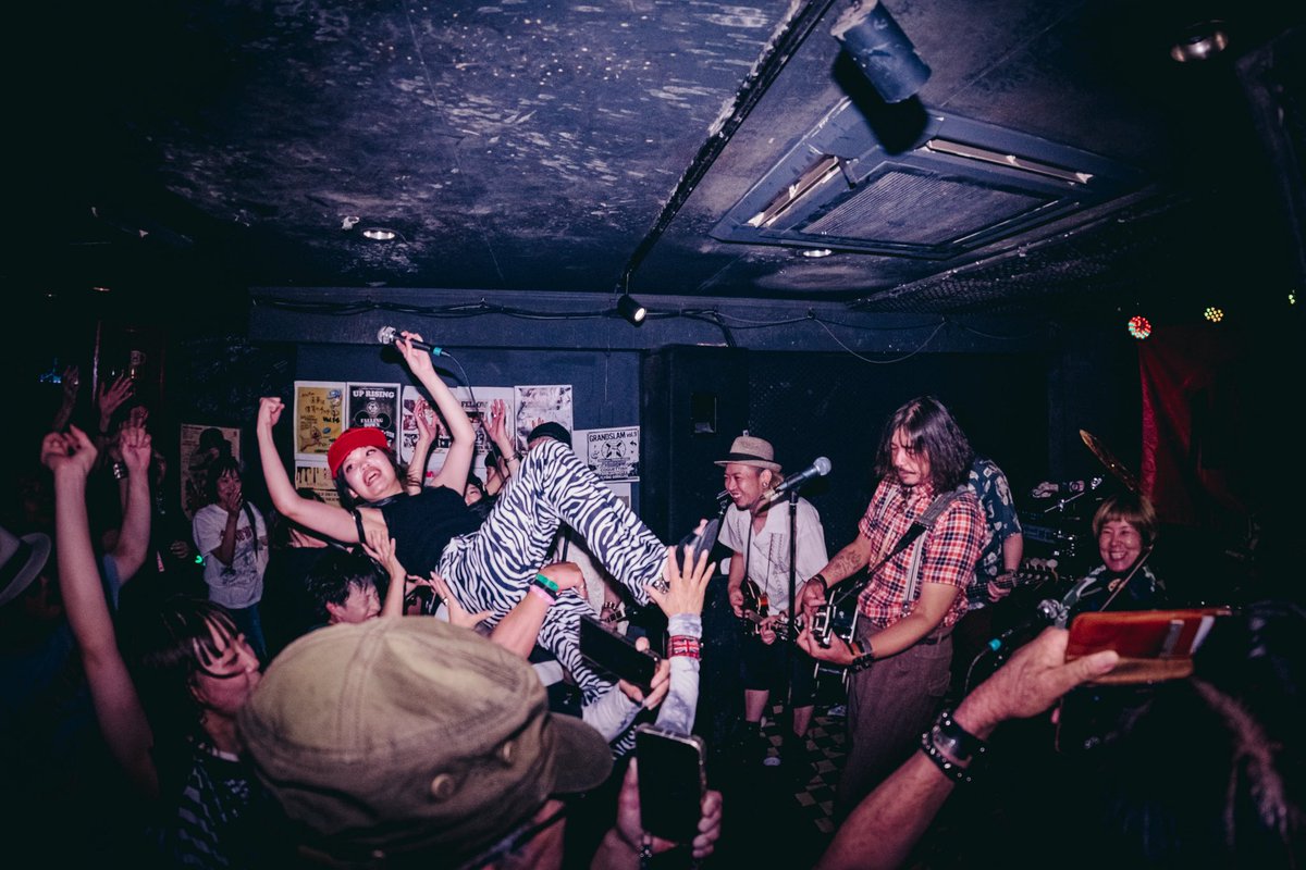 DIRTY_OLD_DRUNX's tweet photo. 🍺 RATS IN THE HOLE 🍺

Big thx to Gussan 📸🤝 ①
Photo by @dragon000stop1

8/7(金) 柴崎 RATHOLE
『RATS IN THE HOLE』

◉PET
◉CxCxD
◉Dirty Old DrunX
 
[DJ]
◎NOZOMI

⬇️ https://t.co/t3PvuLDyvZ