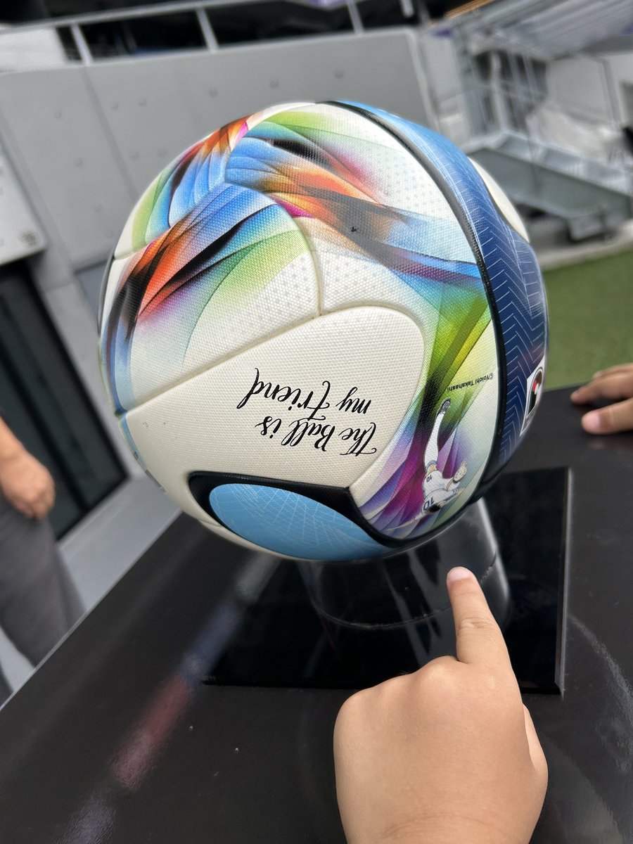 hello52kotty's tweet photo. スタジアムツアー凄かった！！
歴史を知れたり、普段入れない場所、選手が昨日使っていた場所に入れて、本当に大満足&amp;楽しかったー✨✨
#エディオンピースウィング
#ジェフサポ広島遠征
#子連れアウェイ遠征 https://t.co/FJcMpB18Lt