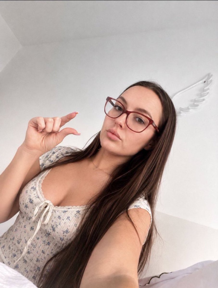 catfish__domme0's tweet photo. Back for round 2 of tight bop censored goon session
$50 to play.
What will break first, your mind or your wallet 😈 Let tight bops drain your life away
#cuck #cuckold #wankchat #hotwife #nsfw #nsfwtwt #bbc #bnwo #findom #horny #goon #gooner #feargasm #catfish #scam egirls feet https://t.co/CREp8RJw7N
