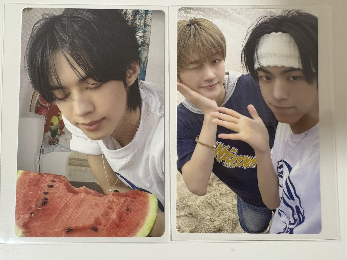 __skttc's tweet photo. @_K_trhk__ 検索より失礼いたします。
難しいかとは思いますがこちらの2枚とシニュで2:1の交換は可能でしょうか？
郵送または9/12･13ツアー手渡しが可能です。
ご検討よろしくお願いいたします🙇🏻‍♀️ https://t.co/o6rWW5zcXy