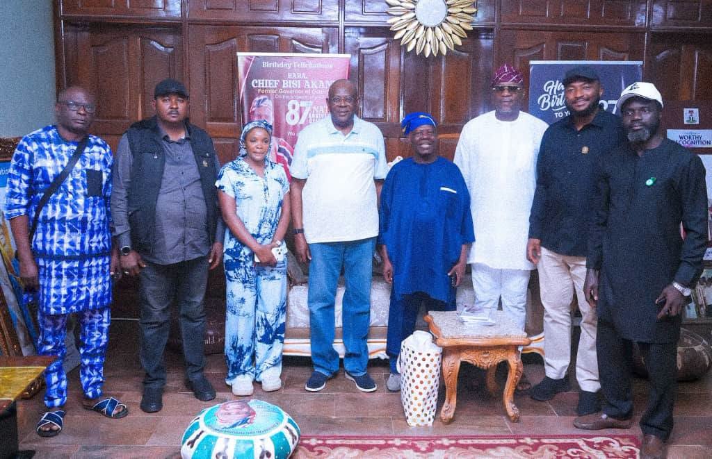 honfaleke's tweet photo. I had the privilege of being received by our revered elder statesman and founding National Chairman of the All Progressives Congress (APC), H.E. Chief Bisi Akande, at his country home in Ila Orangun, Osun State. https://t.co/YoQ2tLhrSQ