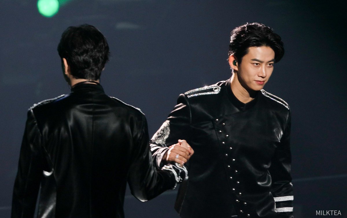 latte_taec's tweet photo. 마음이 더욱 좋아졌습니다

#2PM #옥택연 #황찬성 https://t.co/Po1zWOzXRb