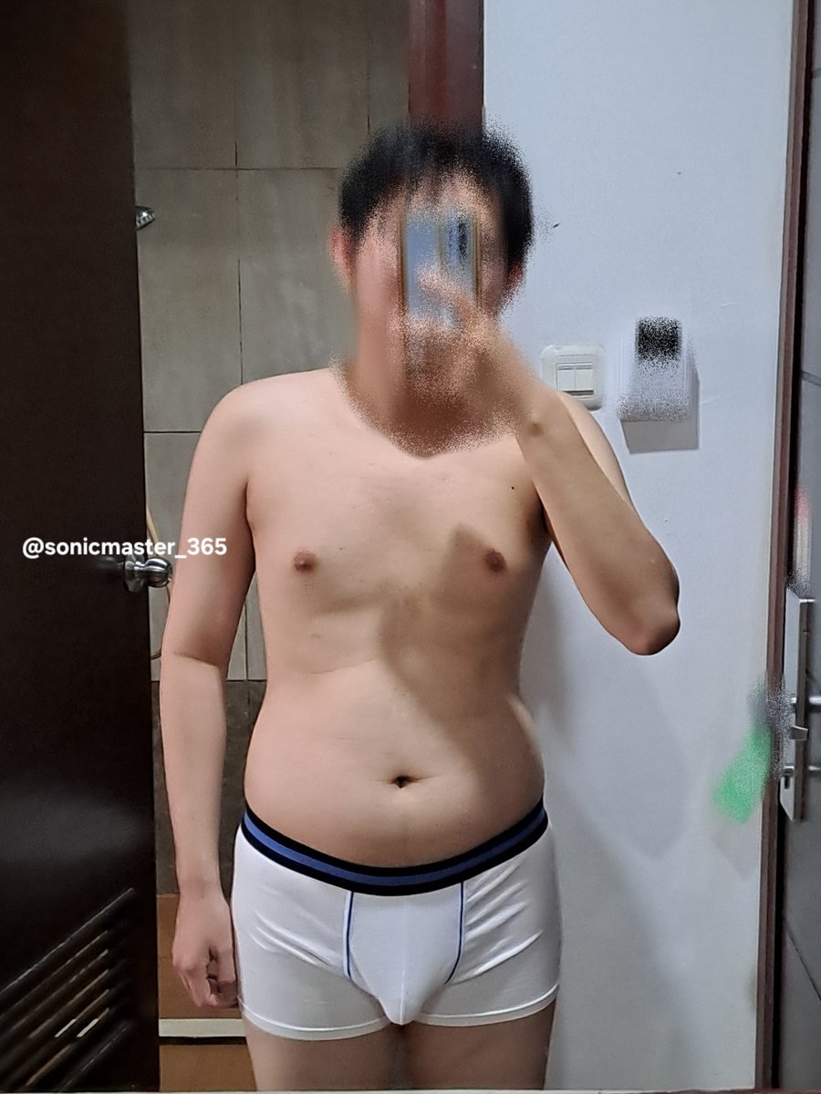 sonicmaster_365's tweet photo. trying a new pair of undies and suddenly feeling horny 🤤 #asian #jerkoff #chubs #chaser #cubs https://t.co/C1mNo8sV9s