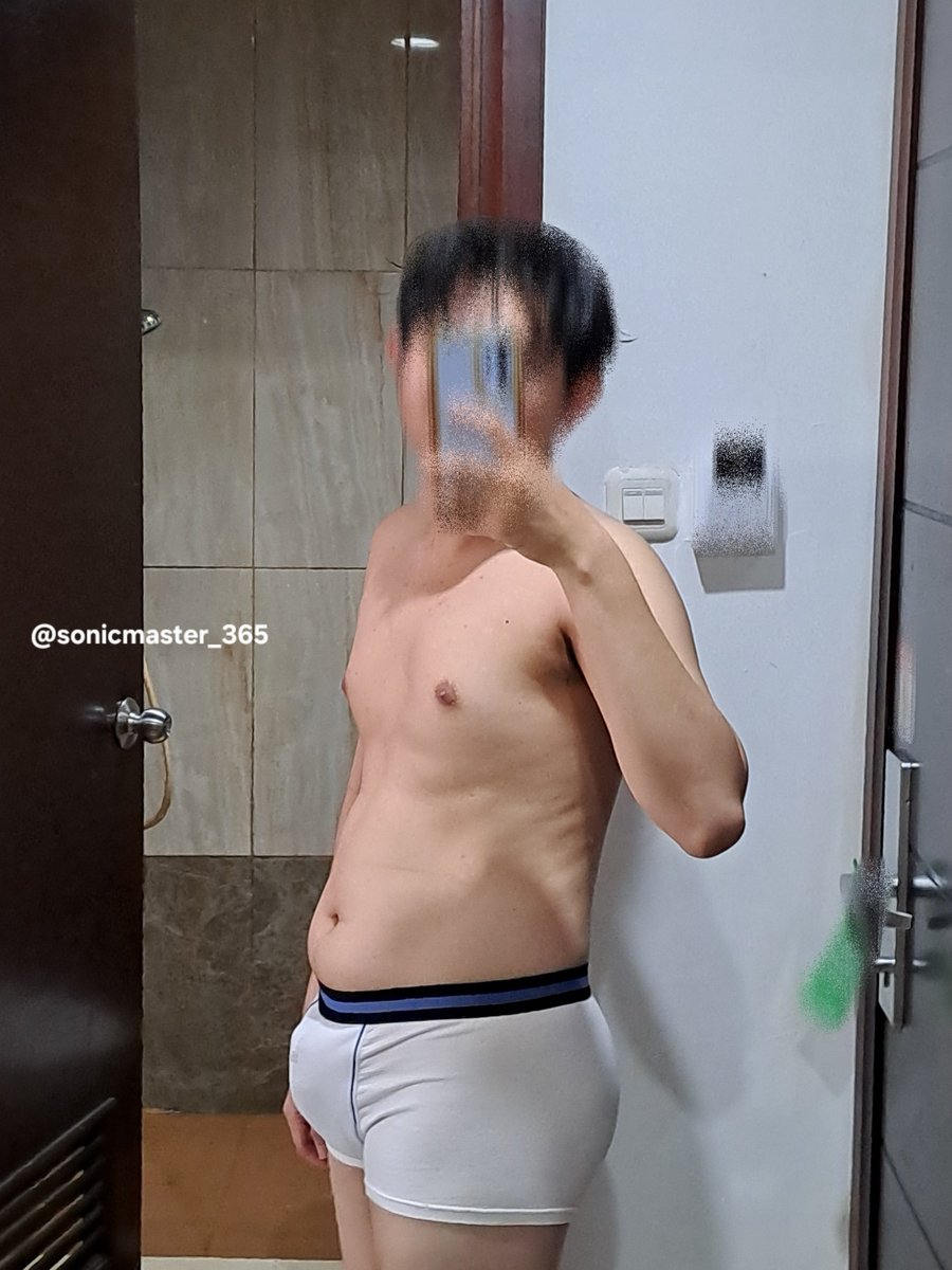 sonicmaster_365's tweet photo. trying a new pair of undies and suddenly feeling horny 🤤 #asian #jerkoff #chubs #chaser #cubs https://t.co/C1mNo8sV9s