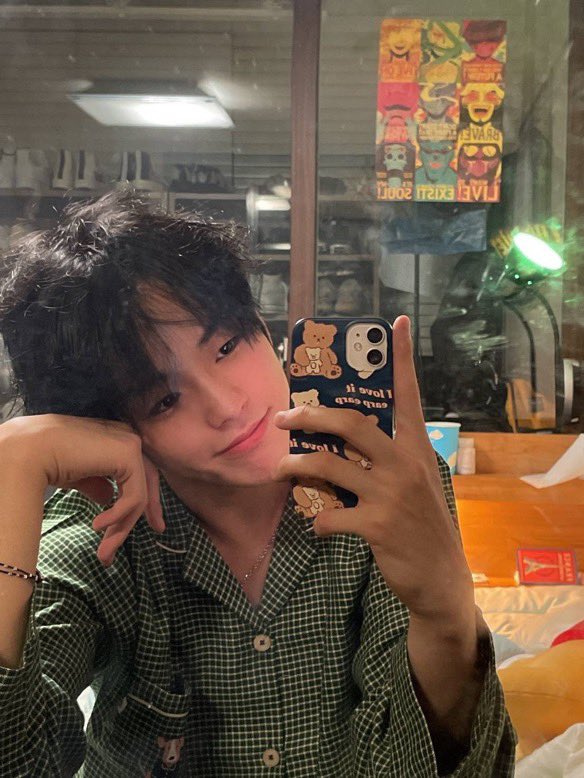 hiklddu's tweet photo. https://t.co/EKGyC9El7s