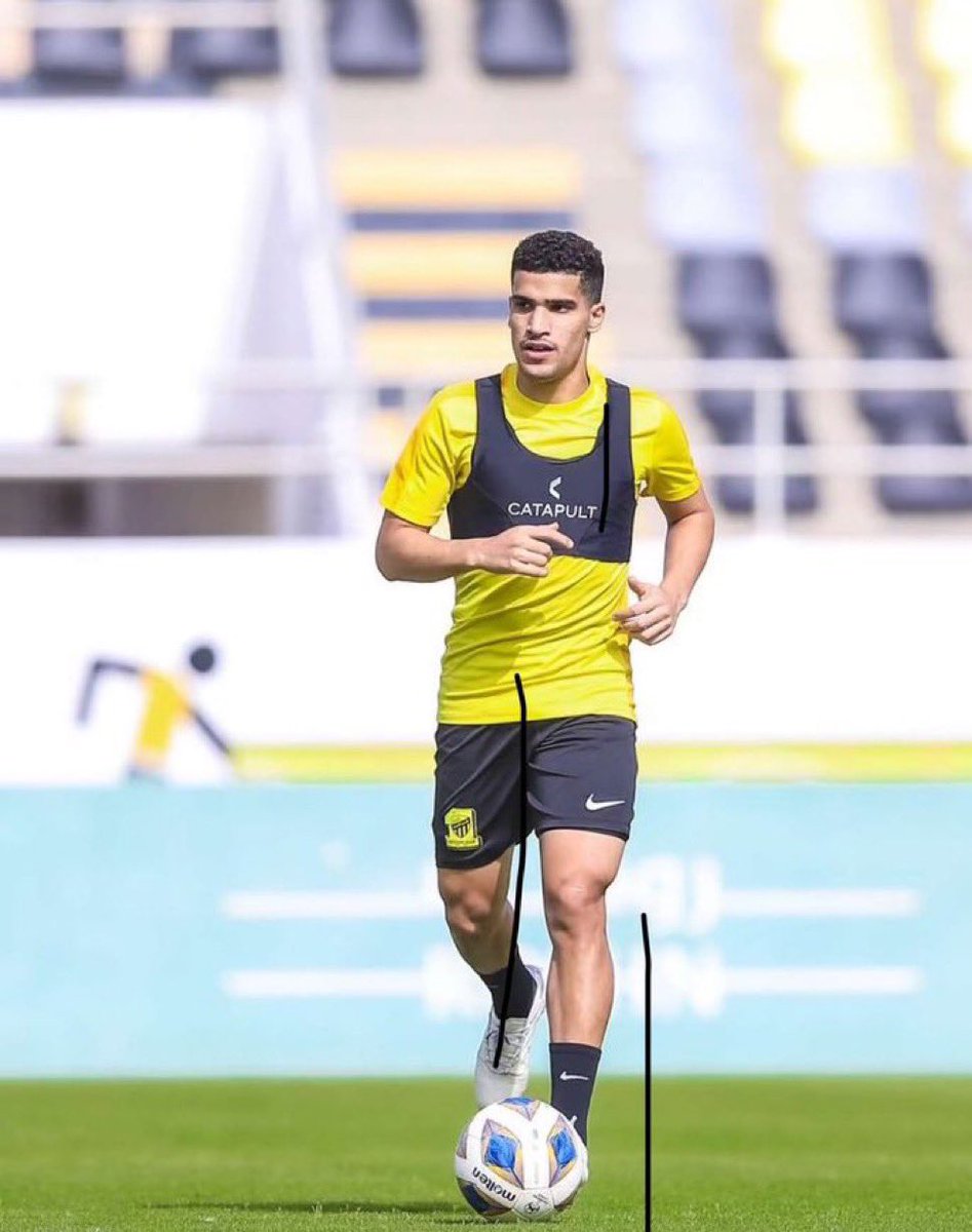 IttiMania's tweet photo. • محمدو دومبيا  
• حامد الغامدي 
• روجر فيرنانديز 

• الرباط الصليبي الثالث لنادي #الاتحاد خلال 5 اشهر… https://t.co/6YgnAxNkf2